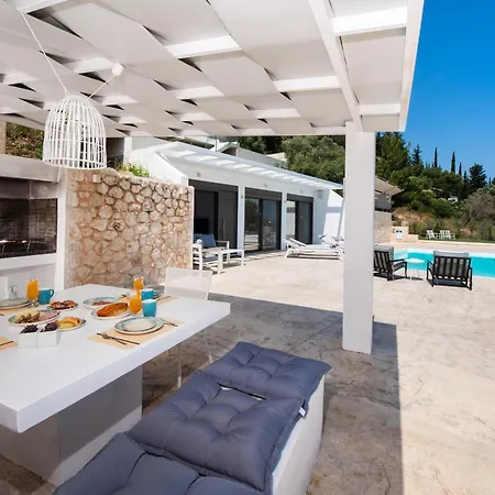 Луксозна вила Gaia - Divine Private With Pool, Close To *